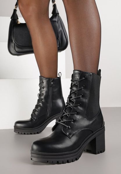 Czarne Botki w Stylu Workerów na Obcasie Clawina. Czarne botki Born2be, bez wzorów, z jeansu, bez obcasa, na obcasie, bez zapięcia. Za 139.99 zł.