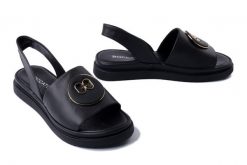 BOCCATO 745.21A 11 T SYH czarny, sandały damskie. Czarne sandały Boccato, bez wzorów, ze skóry, bez obcasa, na obcasie, bez zapięcia. Za 329.90 zł.