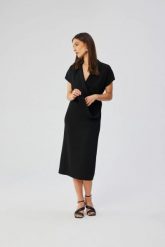 Elegancka sukienka ołówkowa z kołnierzem czarna. Czarne sukienki Stylove, do pracy, uniwersalny, bez wzorów, z elastanu, biznesowe, bez kołnierzyka, bez ramiączek, midi, dopasowane. Za 349.00 zł.