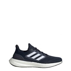 Buty Pureboost 23. Białe obuwie sportowe Adidas, z materiału, bez zapięcia, do biegania. W wyprzedaży za 475.50 zł.