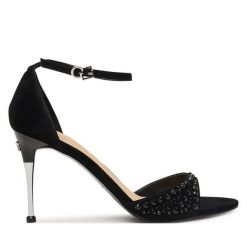 Sandały Guess. Czarne sandały Guess, z aplikacjami, bez obcasa, na szpilce, bez zapięcia. Za 714.99 zł.