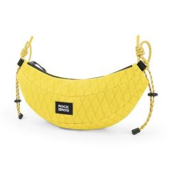 Torba rowerowa na kierownicę lub ramię typu banan. Żółte torby na ramię ROCKBROS, bez wzorów, z materiału, klasyczne, na ramię, bez dodatków. Za 126.99 zł.