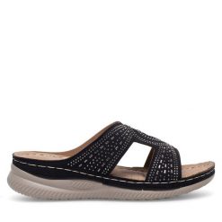 Klapki Clara Barson. Czarne klapki Clara Barson, bez wzorów, bez obcasa. Za 53.99 zł.