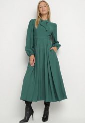 Zielona Wiskozowa Plisowana Sukienka z Wiązaniem Asorrise. Zielone sukienki Born2be, na co dzień, l, bez wzorów, z wiskozy, eleganckie, bez kołnierzyka, bez ramiączek, maxi. Za 169.99 zł.
