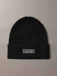 Calvin Klein czapka z dzianiny z zawartością kaszmiru Kobiety Bawełna czarny, ONE SIZE. Czarne czapki Calvin Klein, z aplikacjami, z bawełny. Za 139.95 zł.