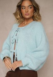 Niebieski Kardigan z Wełną o Kroju Oversize z Wiązanymi Kokardami Elearina. Niebieskie kardigany Renee, bez wzorów, z wełny. Za 119.99 zł.