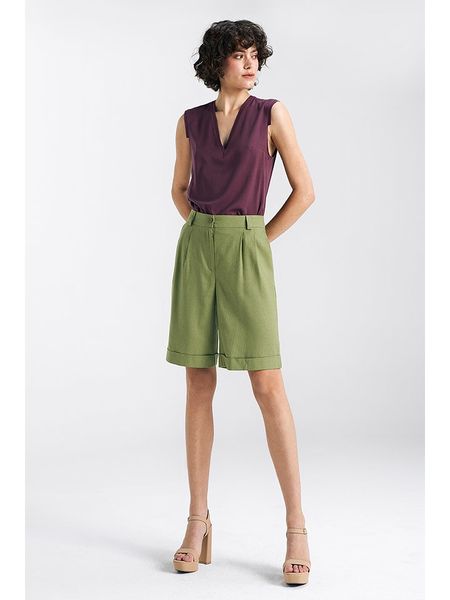 Nife Szorty w kolorze zielonym rozmiar: 42. Zielone szorty Nife, bez wzorów, z podwyższonym stanem. Za 148.96 zł.