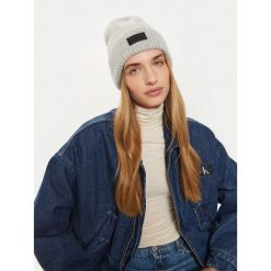 Czapka Calvin Klein. Szare czapki Calvin Klein, bez wzorów. Za 329.99 zł.