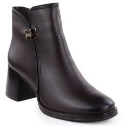 Skórzane botki damskie na obcasie brązowe Sergio Leone BT25209-S. Brązowe botki Sergio Leone, bez wzorów, ze skóry, bez obcasa, na obcasie, bez zapięcia. Za 239.99 zł.