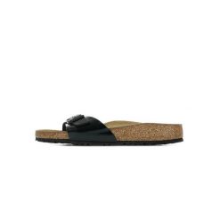 Klapki damskie Birkenstock 040303. Czarne klapki Birkenstock, bez wzorów, z materiału, bez obcasa. Za 561.00 zł.
