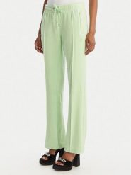 Juicy Couture Spodnie dresowe Tina JCWBJ126327 Zielony Straight Leg. Zielone spodnie dresowe Juicy Couture, m, bez wzorów, z dresówki. Za 399.99 zł.