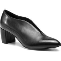 Półbuty GINO ROSSI - Hiromi DFI420-CB5-0900-9900-0 99. Czółenka Gino Rossi. W wyprzedaży za 349.00 zł.