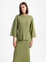 BGN Sweter w kolorze zielonym rozmiar: 34. Zielone swetry BGN, bez wzorów, z wełny, bez ramiączek. Za 61.17 zł.