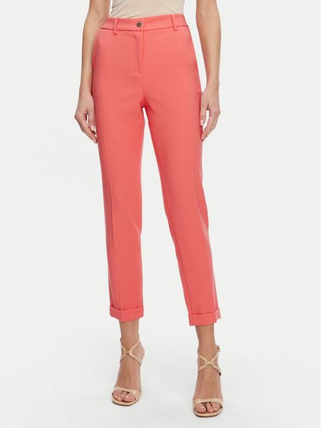 Artigli Spodnie materiałowe ACPA000837 Koralowy Regular Fit. Pomarańczowe spodnie materiałowe Artigli, bez wzorów, z materiału. Za 209.99 zł.