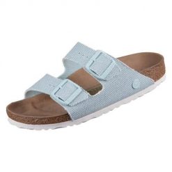 Klapki unisex Birkenstock Arizona Rivet. Zielone klapki Birkenstock, bez wzorów, z bawełny, bez obcasa. Za 662.00 zł.