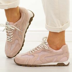 Różowe skórzane półbuty damskie Vinceza 86426. Czerwone obuwie sportowe VINCEZA, na jesień, z jeansu, bez zapięcia, trekkingowe. Za 249.00 zł.