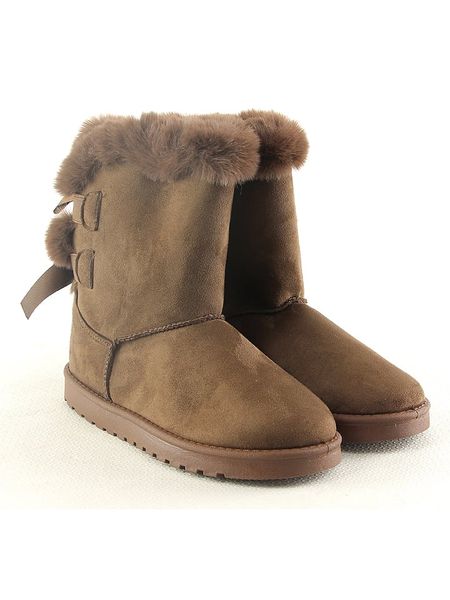 C'M Botki zimowe w kolorze brązowym rozmiar: 40. Brązowe botki C'M, na zimę, bez wzorów, z materiału, bez obcasa, bez zapięcia. Za 209.33 zł.