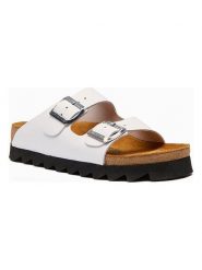 Comfortfusse Skórzane klapki "Troy" w kolorze białym rozmiar: 43. Białe klapki Comfortfüße, bez wzorów, z otwartym noskiem, bez obcasa. Za 229.95 zł.