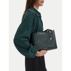 Torebka Nine West. Zielone torebki klasyczne Nine West, bez wzorów, bez dodatków. Za 299.99 zł.
