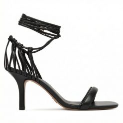 Sandały Patrizia Pepe. Czarne sandały Patrizia Pepe, bez wzorów, bez obcasa, na szpilce, bez zapięcia. Za 1,269.00 zł.