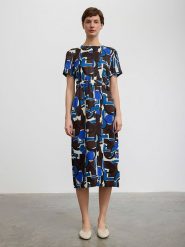 BGN Sukienka w kolorze niebiesko-kremowo-brązowym rozmiar: 34. Niebieskie sukienki BGN, na imprezę, bez wzorów, bez kołnierzyka, bez ramiączek, midi. Za 100.99 zł.