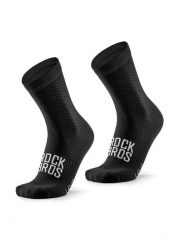 Skarpety rowerowe Rockbros. Czarne skarpety ROCKBROS, bez wzorów, z elastanu. Za 51.60 zł.