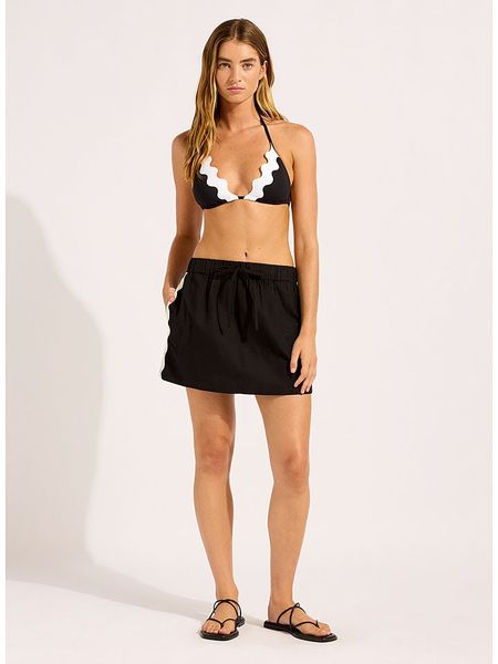 Seafolly Spódnica w kolorze czarnym rozmiar: M. Czarne spódnice Seafolly, na co dzień, m, bez wzorów, mini, proste. Za 174.95 zł.