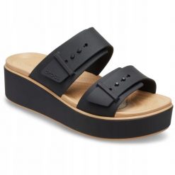 Sandały dla Kobiet Crocs Brooklyn Buckle Matte Wrap. Brązowe sandały Crocs, bez wzorów, z materiału, eleganckie, bez obcasa, na platformie, bez zapięcia. Za 289.99 zł.