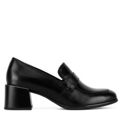 Półbuty Lasocki. Czarne czółenka Lasocki, bez wzorów, bez obcasa, na obcasie, bez zapięcia. Za 239.99 zł.