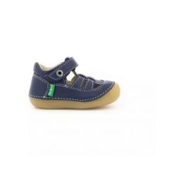 Sandały KICKERS SUSHY Niebieski. Niebieskie sandały Kickers, bez wzorów, ze skóry, bez obcasa, bez zapięcia. W wyprzedaży za 213.80 zł.