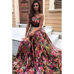 Sukienka LEANA. Sukienki Sukienka LEANA, l, bez wzorów, bez kołnierzyka, bez ramiączek. W wyprzedaży za 129.00 zł.