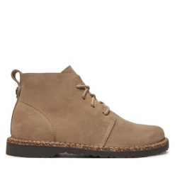 Botki Birkenstock. Brązowe botki Birkenstock, bez wzorów, bez obcasa, na płaskiej podeszwie, bez zapięcia. Za 769.99 zł.