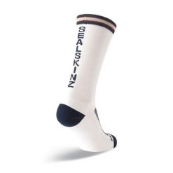 Skarpetki Sealskinz Caister. Białe skarpety SEALSKINZ, bez wzorów, z elastanu. Za 141.50 zł.