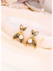 L'Atelier de Gaia Pozłacane kolczyki z perłami i cyrkoniami rozmiar: onesize. Białe kolczyki L'Atelier de Gaia, z cyrkonią, pozłacane. Za 60.99 zł.