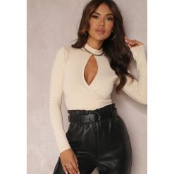 Jasnobeżowa Bluzka z Wycięciem Siss. Brązowe bluzki Renee, l, bez wzorów, z tkaniny, bez kołnierzyka, bez ramiączek. W wyprzedaży za 62.99 zł.