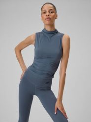 4F Top do jogi slim szybkoschnący damski - fioletowy XS. Fioletowe topy 4f, xs, bez wzorów, z włókna, bez kołnierzyka, bez ramiączek. Za 99.99 zł.