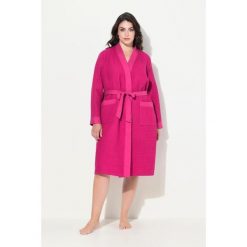 Damskie Szlafrok kołnierz szalowy pasek pika waflowa długi rękaw. Czerwone szlafroki Ulla Popken, l, bez wzorów, z bawełny, plus size, bez ramiączek, bez kaptura. Za 279.99 zł.