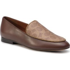 Lordsy COACH - Harper Bead Lof Sig G4281 233484 Dark Saddle/Tan. Brązowe lordsy Coach, bez wzorów, ze skóry ekologicznej, bez obcasa, na obcasie, bez zapięcia. Za 539.00 zł.