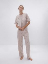 Dwuczęściowa piżama w serca - beżowy. Brązowe piżamy Reserved, bez wzorów, z bawełny, bez ramiączek. Za 79.99 zł.