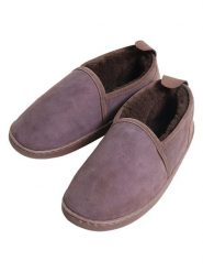 Kaiser Naturfellprodukte H&L Kapcie wełniane "Helsinki" w kolorze brązowym rozmiar: 37. Brązowe obuwie domowe Kaiser Naturfellprodukte H&L, bez wzorów, z wełny, bez zapięcia. Za 191.95 zł.