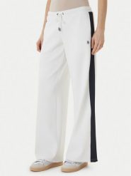 Guess Jeans Spodnie dresowe W6GBB6 KB212 Biały Relaxed Fit. Białe spodnie dresowe Guess Jeans, xxl, z aplikacjami, z dresówki. Za 434.99 zł.