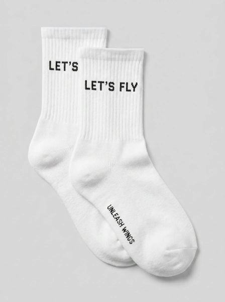 Skarpetki damskie WINGS UNLEASH WHITE. Białe skarpety Wings, bez wzorów, z bawełny. Za 22.90 zł.