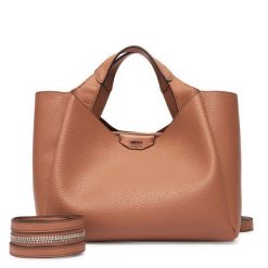 Torebka DKNY. Brązowe torebki klasyczne DKNY, bez wzorów, bez dodatków. Za 659.99 zł.