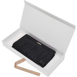 PORTEL Z FRĘDZLAMI. Portfele TOP SECRET. W wyprzedaży za 44.99 zł.