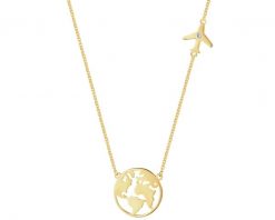 Naszyjnik z żółtego złota z diamentem - kula ziemska, samolot - 0,004 ct - próba 375. Żółte naszyjniki Apart, z diamentem, złote. Za 1,990.00 zł.