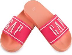 Damskie klapki sportowe miejskie na basen plażę różowe GAP AUSTIN. Czerwone klapki GAP, bez wzorów, z gumy, bez obcasa. Za 79.00 zł.