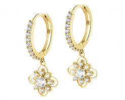 Złote kolczyki z cyrkoniami - kwiaty. Żółte kolczyki Apart, z cyrkonią, złote. Za 2,599.00 zł.