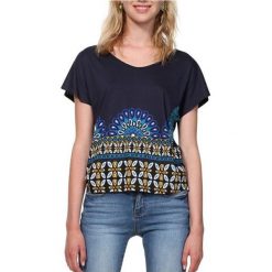 Desigual Koszulka damska z krótkim rękawem TS Uma Marino 19SWTKA3 5001 (rozmiar S). Bluzki Desigual, s, bez wzorów, bez kołnierzyka, bez ramiączek. W wyprzedaży za 109.00 zł.