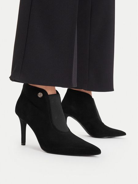 MEXX Botki EO-CD24-204H-3 Czarny. Czarne botki Mexx, bez wzorów, ze skóry, bez obcasa, na szpilce, bez zapięcia. Za 399.99 zł.