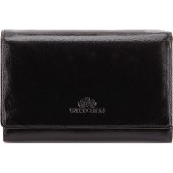 Portfel. Czerwone portfele Wittchen, bez wzorów, ze skóry. W wyprzedaży za 199.90 zł.